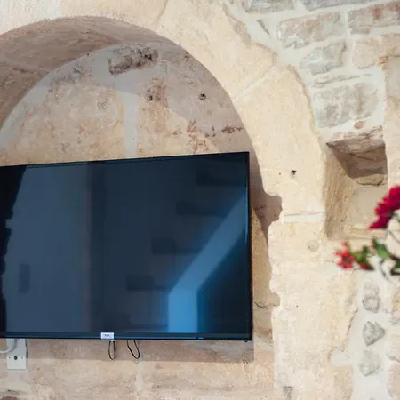 La Vermeillade Maxi-jacuzzi&terrasse Privés à 7 Mn De Sommières Hébergement de vacances *
