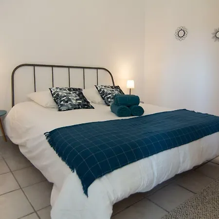 La Vermeillade Maxi-jacuzzi&terrasse Privés à 7 Mn De Sommières Hébergement de vacances *
