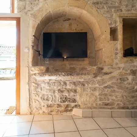 Hébergement de vacances La Vermeillade Maxi-jacuzzi&terrasse Privés à 7 Mn De Sommières Congenies