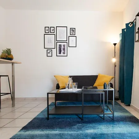 La Vermeillade Maxi-jacuzzi&terrasse Privés à 7 Mn De Sommières Hébergement de vacances *