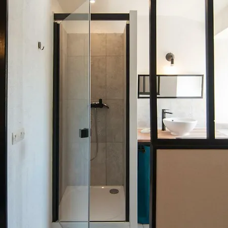 La Vermeillade Maxi-jacuzzi&terrasse Privés à 7 Mn De Sommières *
