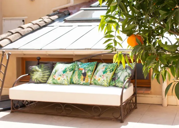 La Vermeillade Maxi-jacuzzi & Terrasse Prives A 7 Mn De Sommieres Semesterbostad