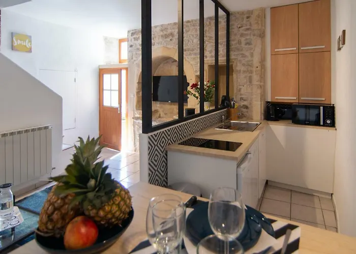 La Vermeillade Maxi-jacuzzi & Terrasse Prives A 7 Mn De Sommieres