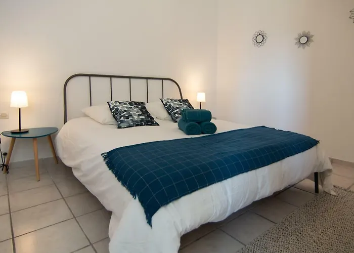 La Vermeillade Maxi-jacuzzi & Terrasse Prives A 7 Mn De Sommieres Semesterbostad *
