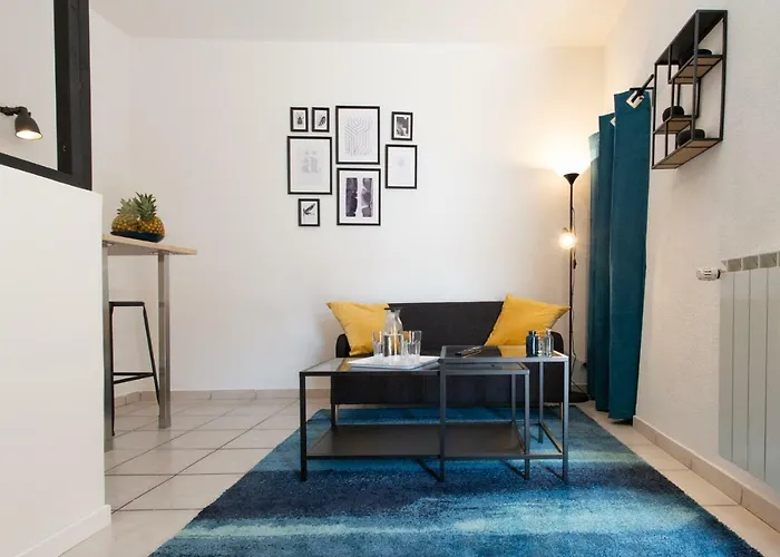 La Vermeillade Maxi-jacuzzi & Terrasse Prives A 7 Mn De Sommieres Semesterbostad *