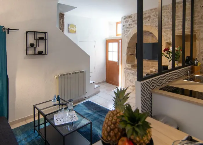 La Vermeillade Maxi-jacuzzi & Terrasse Prives A 7 Mn De Sommieres *